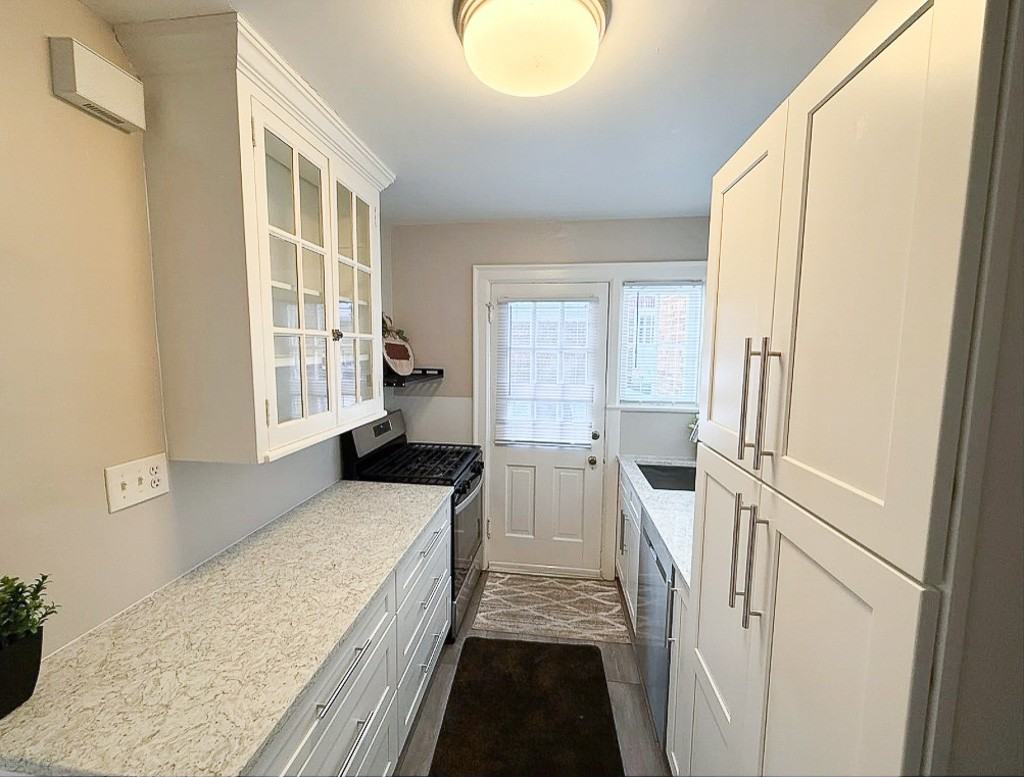 3919 Beech St #3919 - Photo 7 of 20