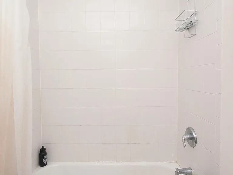 1615 N Bouvier St #5 - Photo 5 of 15