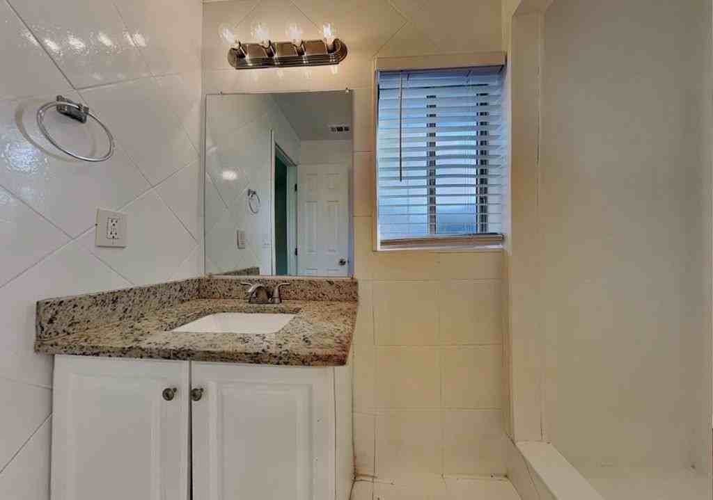 4386 Signal Hill Rd #NA - Photo 3 of 10