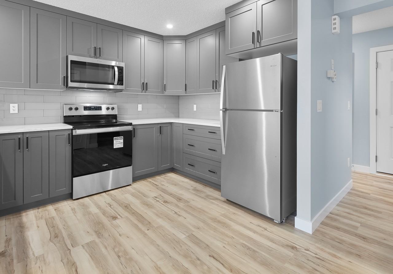 1358 Erker Cres Nw #MAIN - Photo 3 of 23