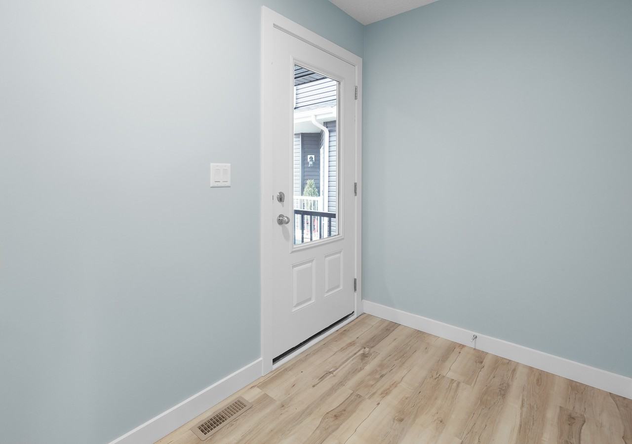 1358 Erker Cres Nw #MAIN - Photo 5 of 23