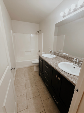 1712 Ridgefield Ave #A - Photo 4 of 7