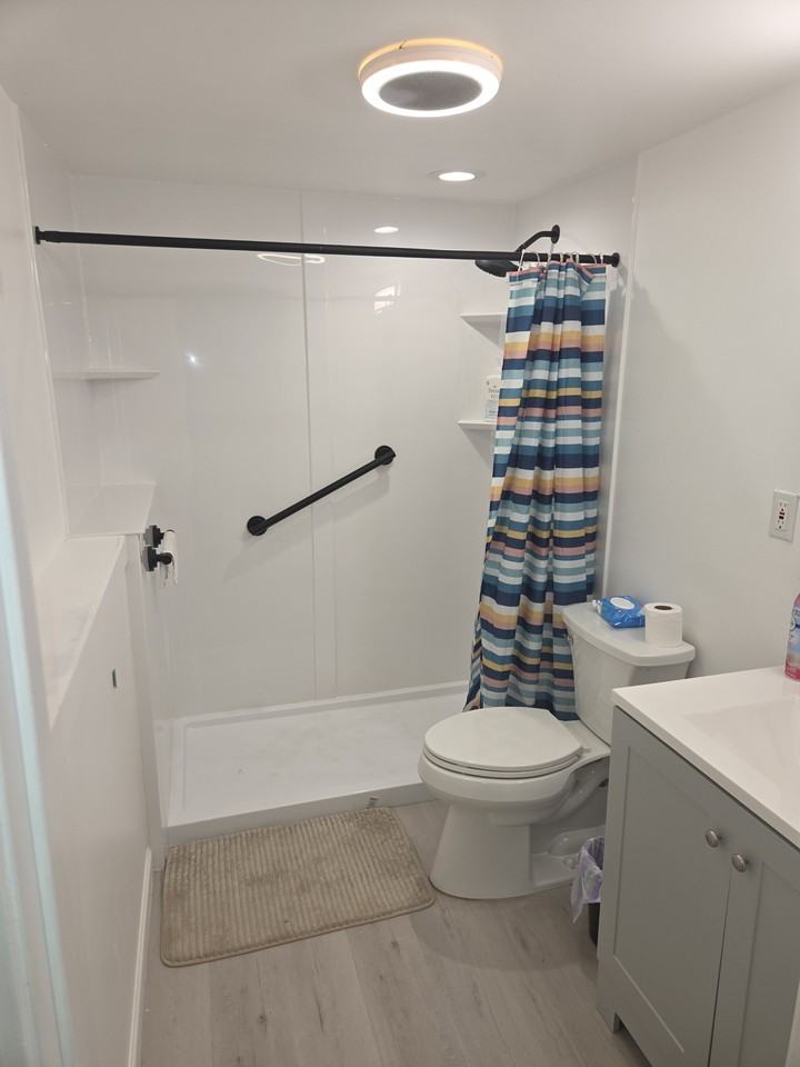 356 Hickory Lake Dr - Photo 2 of 3