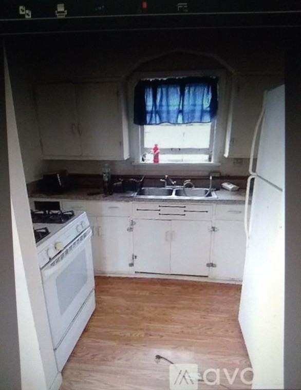 4337 Brooke St #NA - Photo 5 of 8