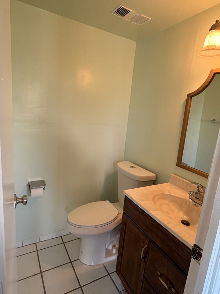 1777 Se 15th St #107 - Photo 7 of 10