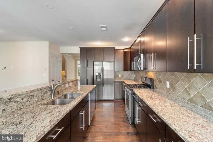 43097 Thoroughfare Gap Ter #43097 - Photo 7 of 17