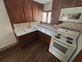 featured image of 2 Shaker Rd #2