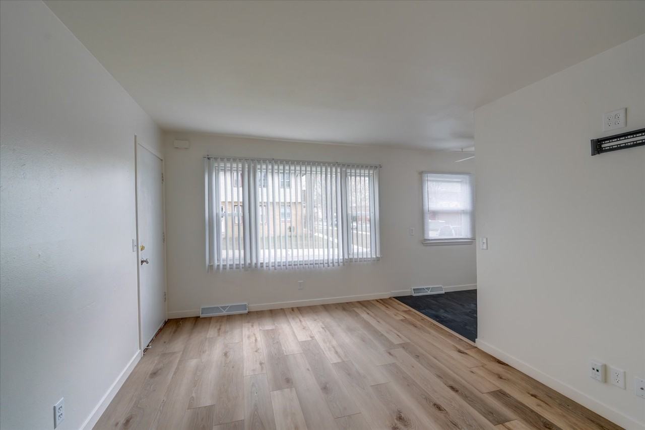 1902 Lake Point Dr #3 - Photo 3 of 13