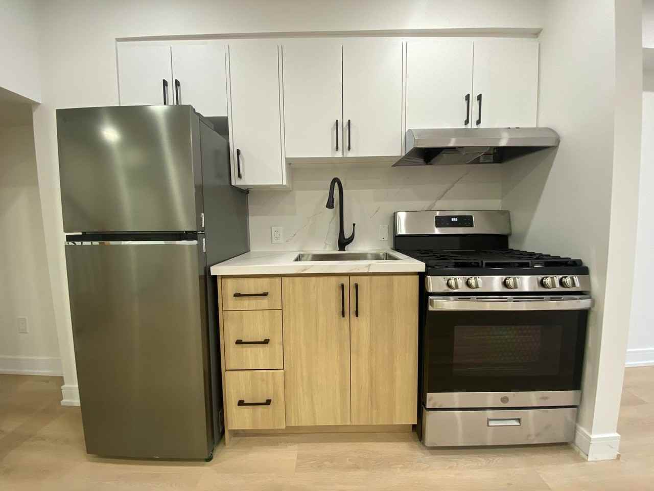 462 Northcliffe Boulevard #1 - Photo 3 of 14