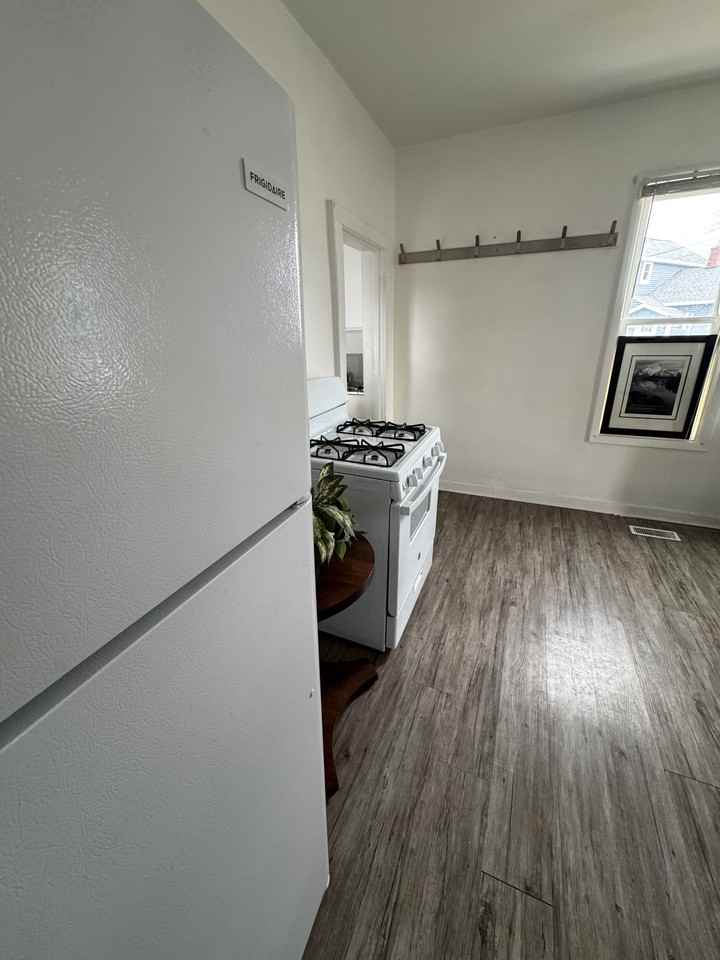 220 Houston Ave #220 - Photo 2 of 10