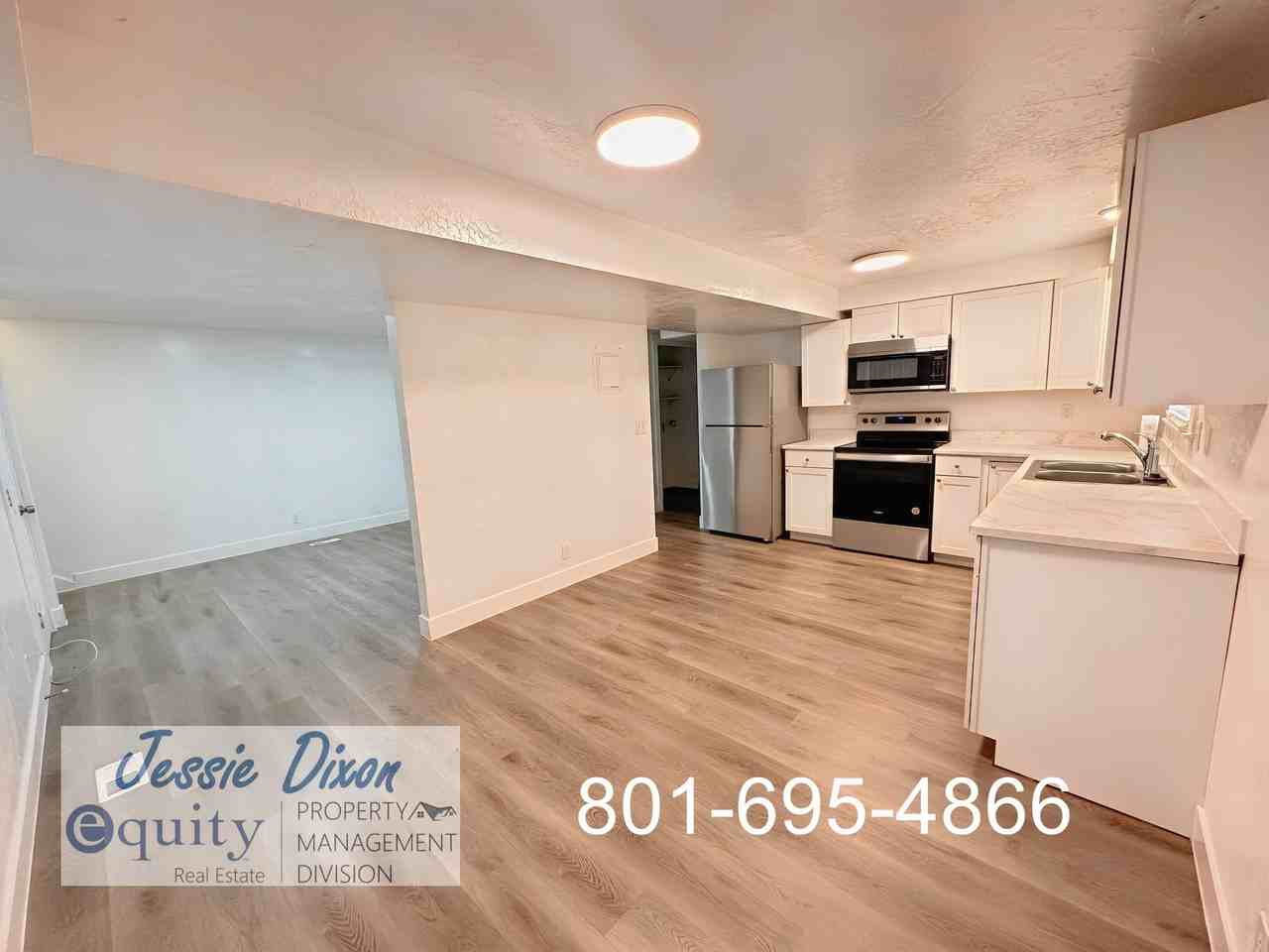 223 W 2350 N #C - Photo 2 of 17