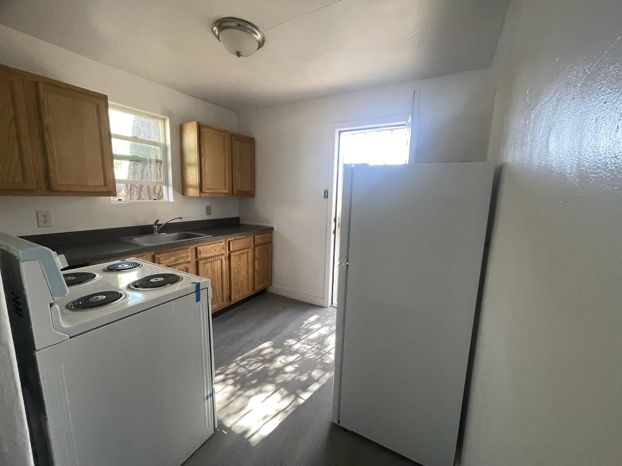 212 Cornell Dr Se #B - Photo 4 of 7