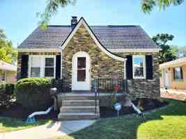 featured image of 4515 W Morgan Ave #1