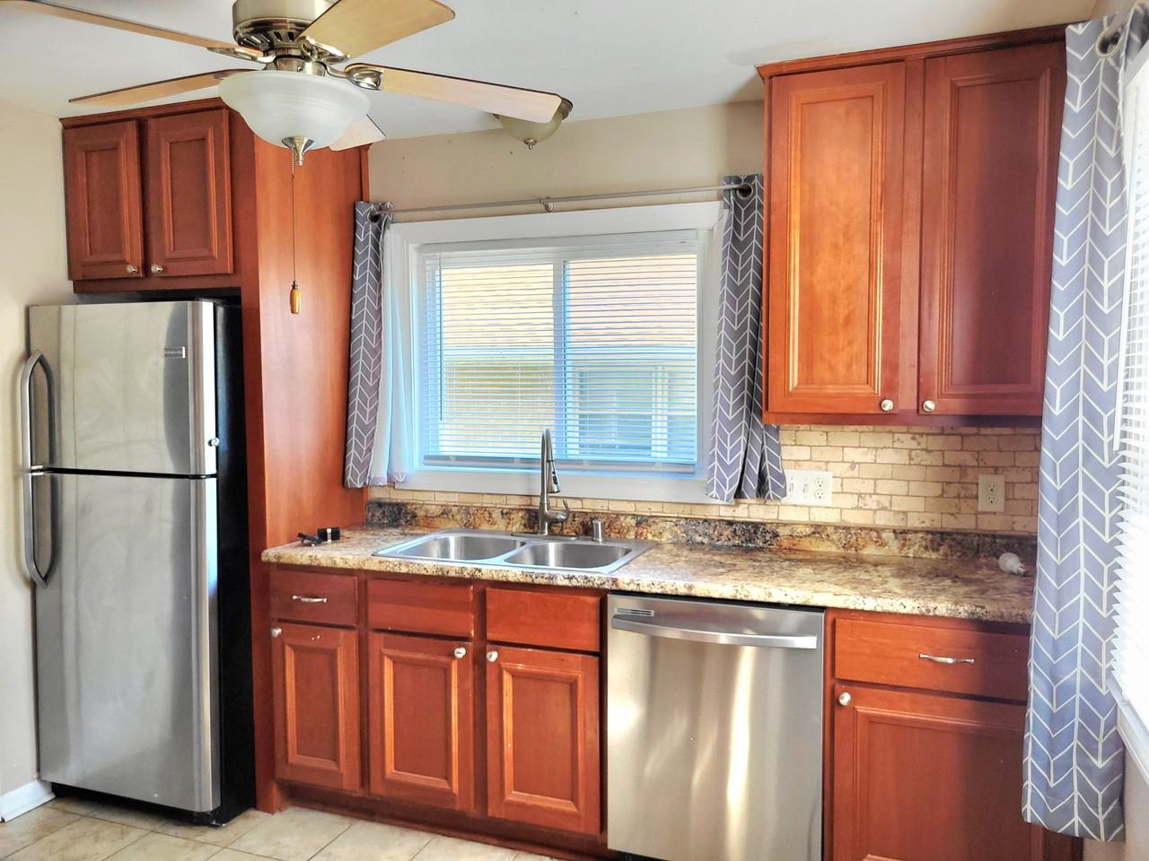 4515 W Morgan Ave #1 - Photo 5 of 10