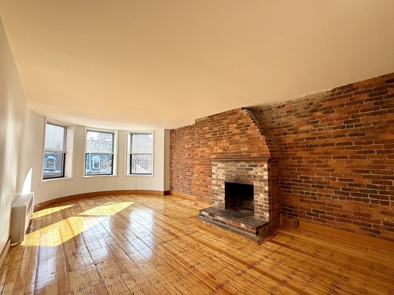 482 Beacon St #401 - Photo 2 of 14