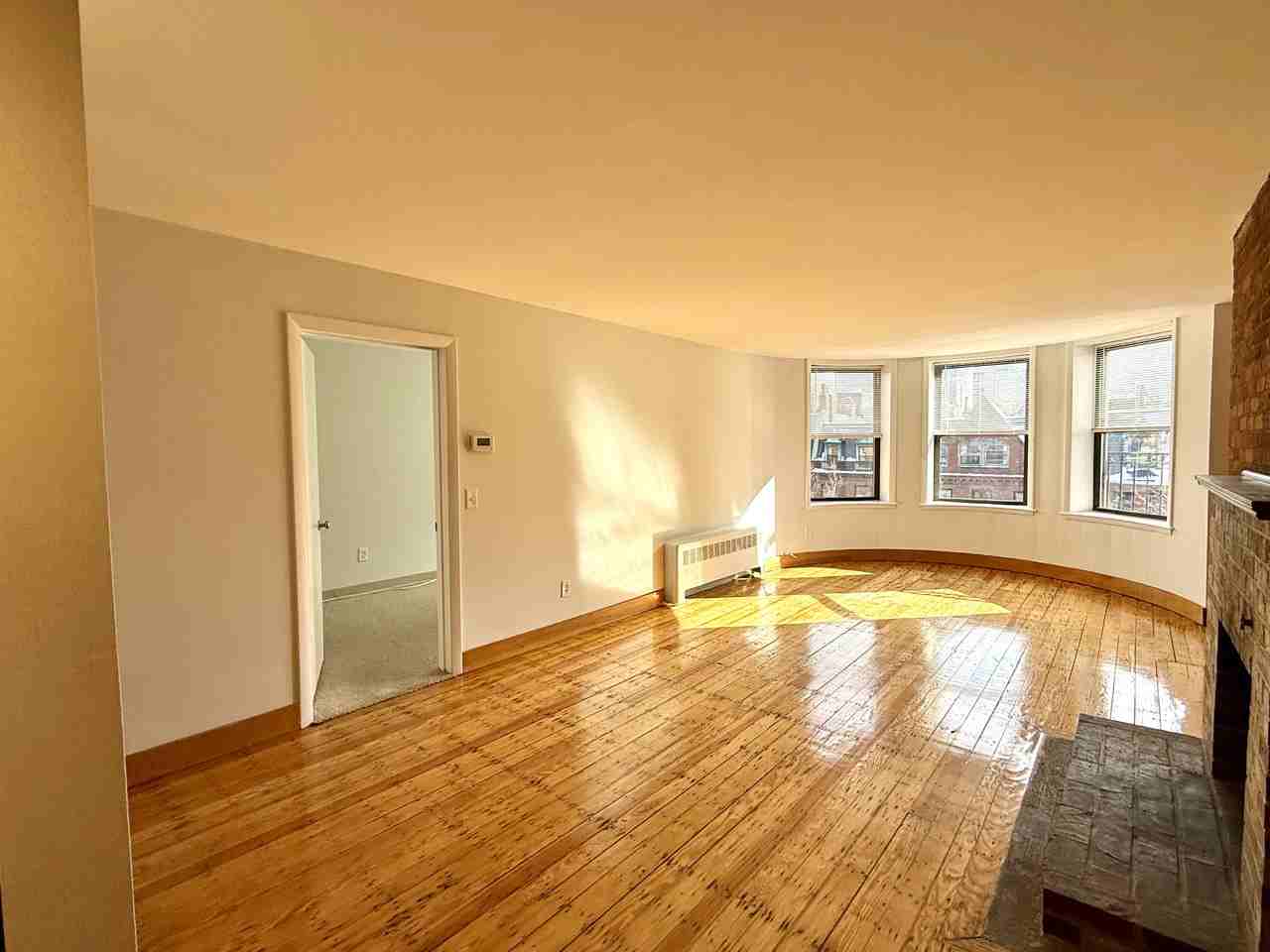 482 Beacon St #401 - Photo 3 of 14