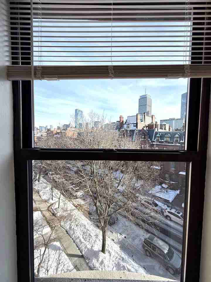 482 Beacon St #401 - Photo 4 of 14