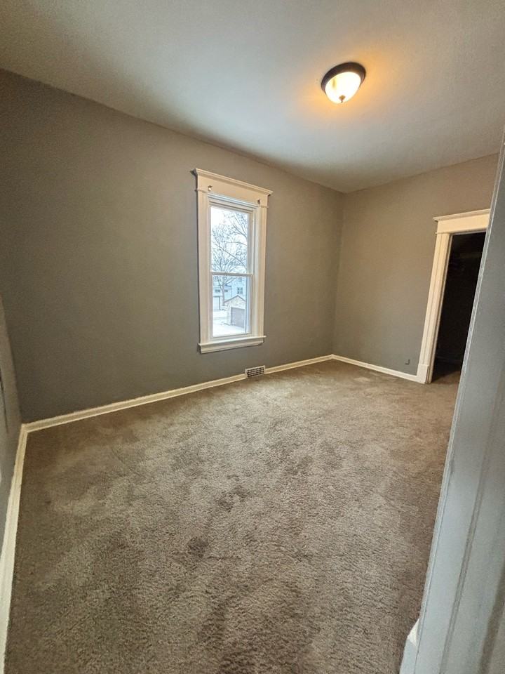 1810 Hutchins Ave #1 - Photo 6 of 8