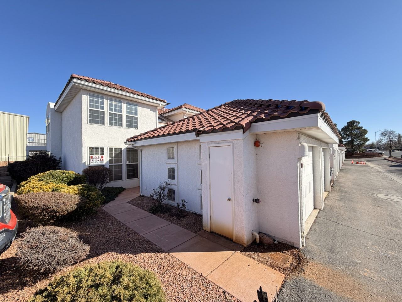 1200 Glen Canyon Dr #12 - Photo 2 of 32