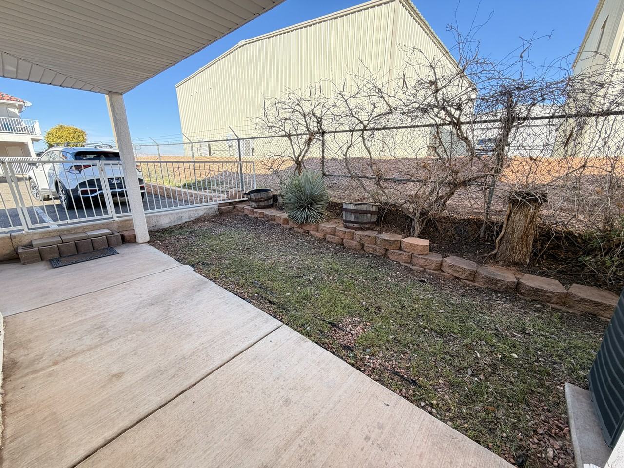 1200 Glen Canyon Dr #12 - Photo 7 of 32