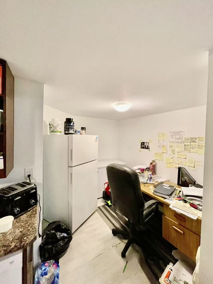 15600 109A Avenue - Photo 3 of 17