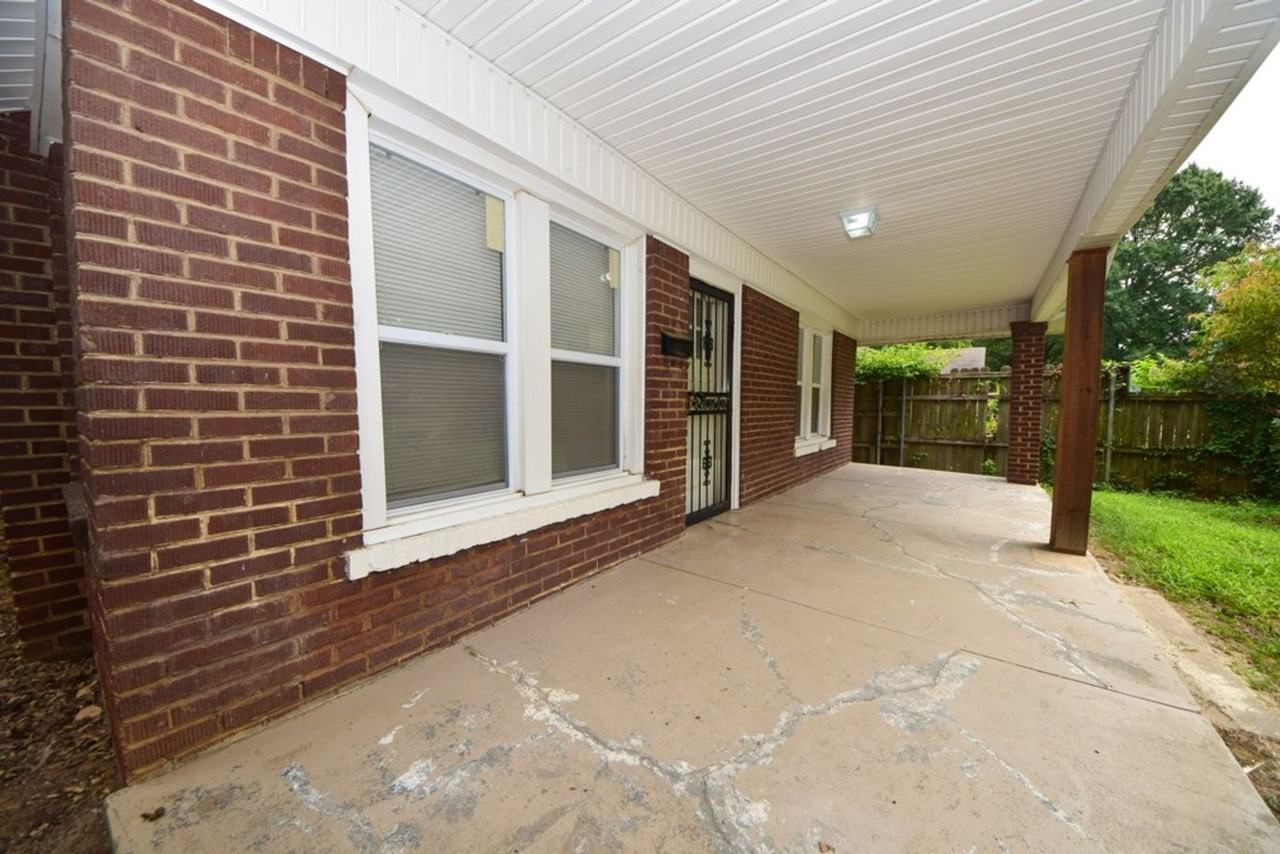 3680 Douglass Ave - Photo 2 of 19