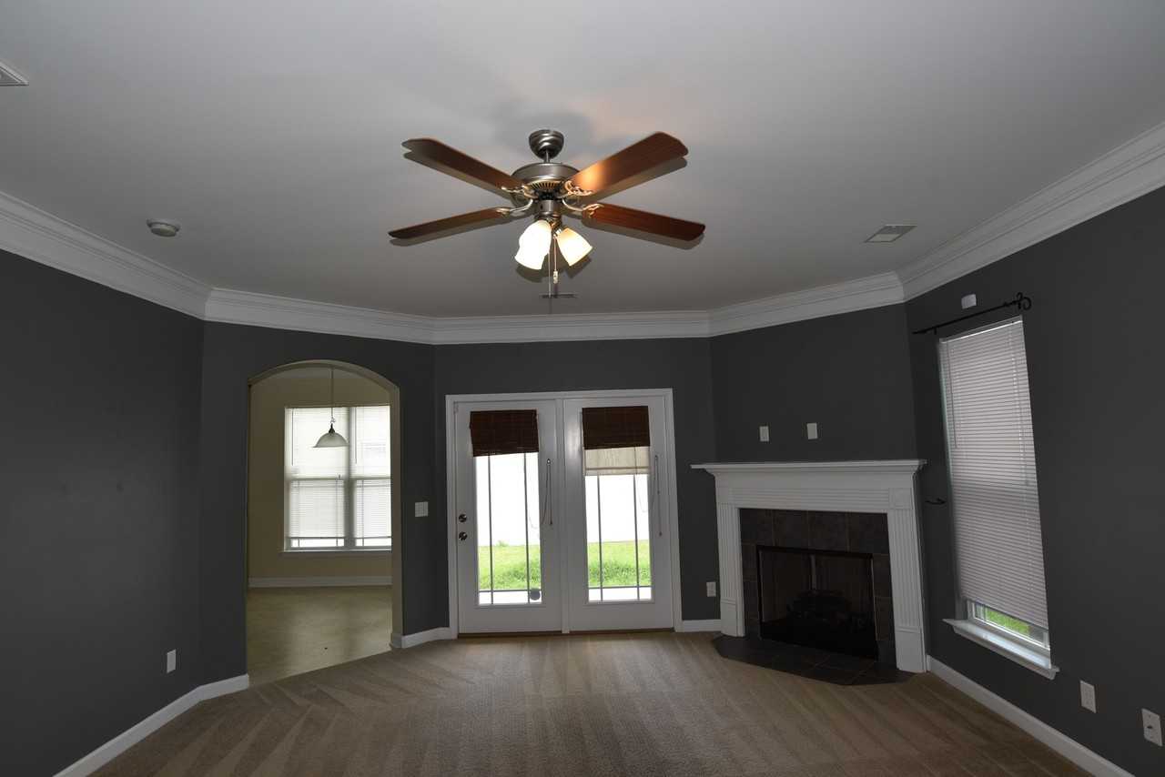 70 Summer Hill Ct - Photo 3 of 25