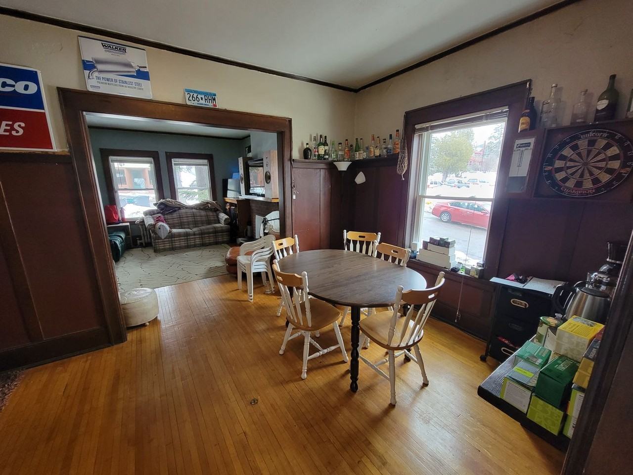 1734 E 5th St - Photo 3 of 39