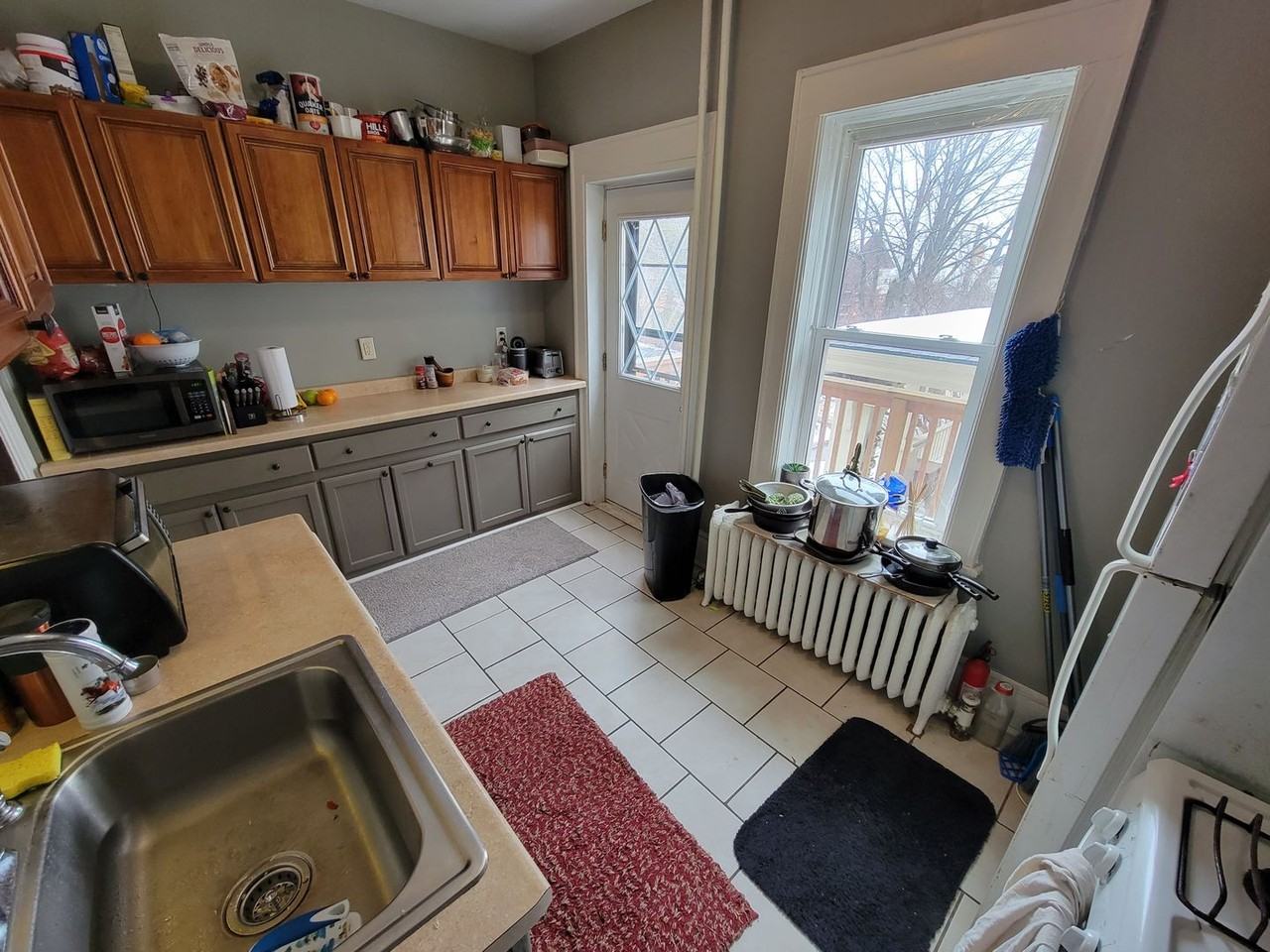 1734 E 5th St - Photo 5 of 39