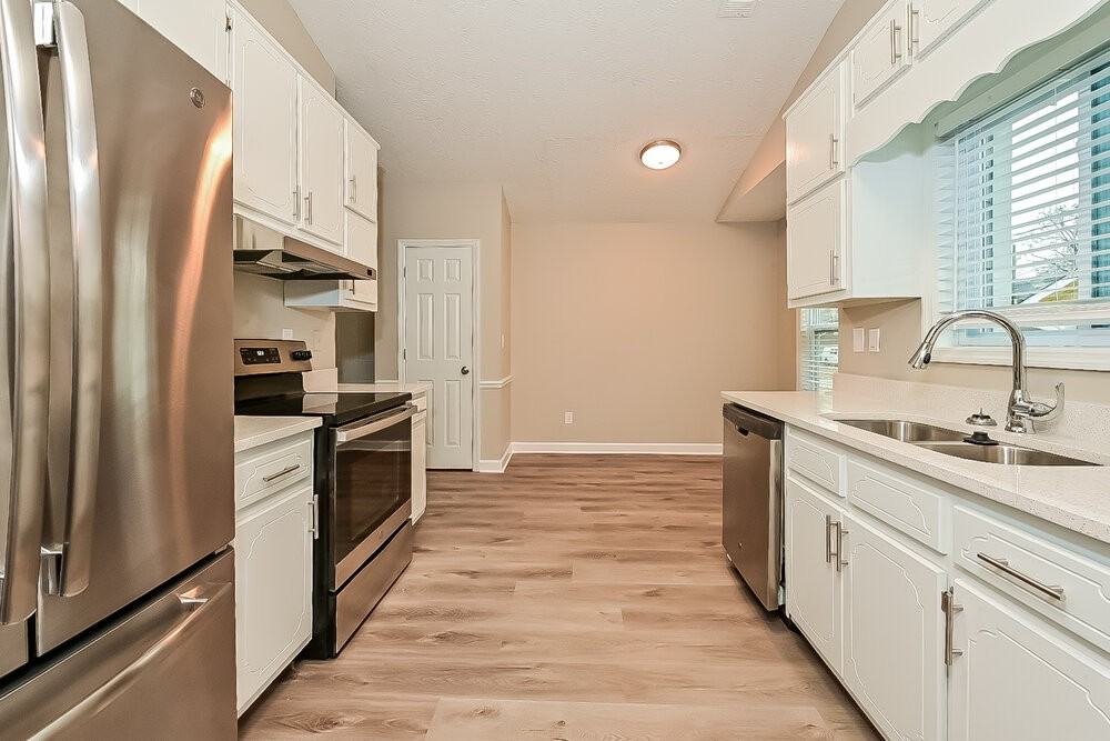 5815 Mistyview Dr - Photo 6 of 16