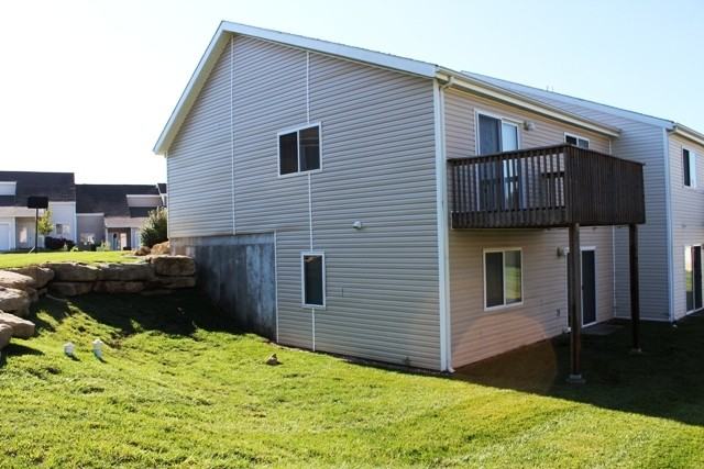 1325 Newfoundland Dr - Photo 2 of 37