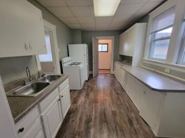 featured image of 423 N 13th Ave E