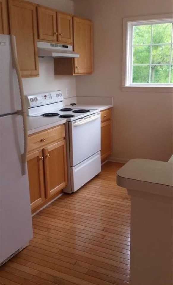 2721 Barclay Way - Photo 2 of 6