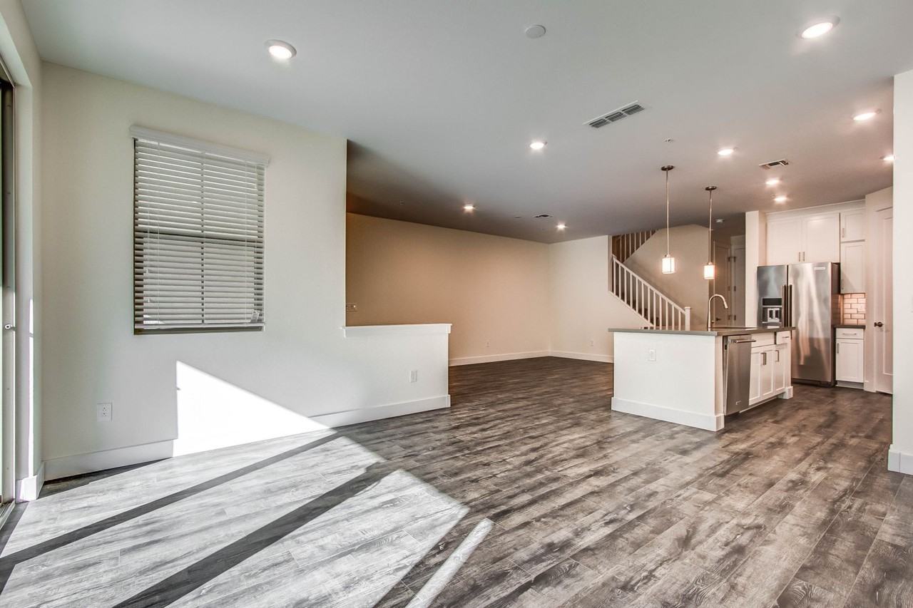 3855 S Mcqueen Rd - Photo 4 of 13