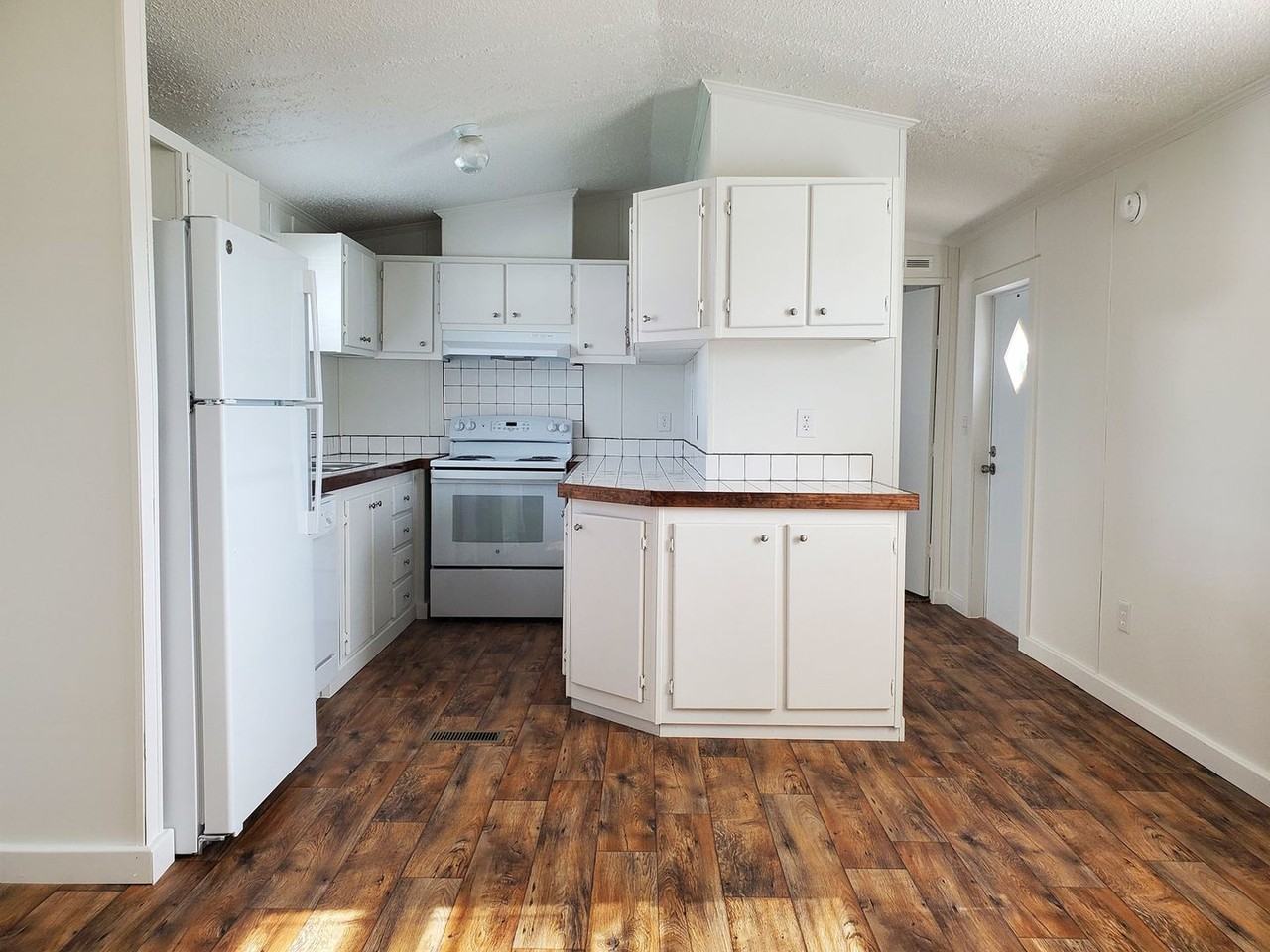 1217 Sonora Dr - Photo 2 of 14