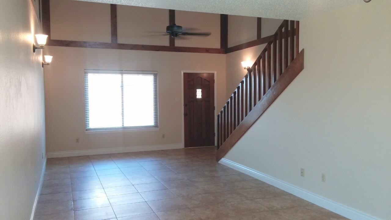 3504 Adenmor Ct Apt D - Photo 7 of 17