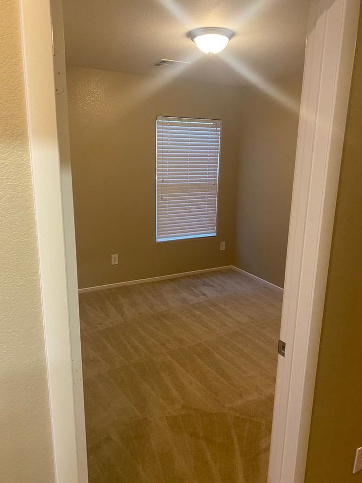 3408 Conterra Park Ave - Photo 7 of 23