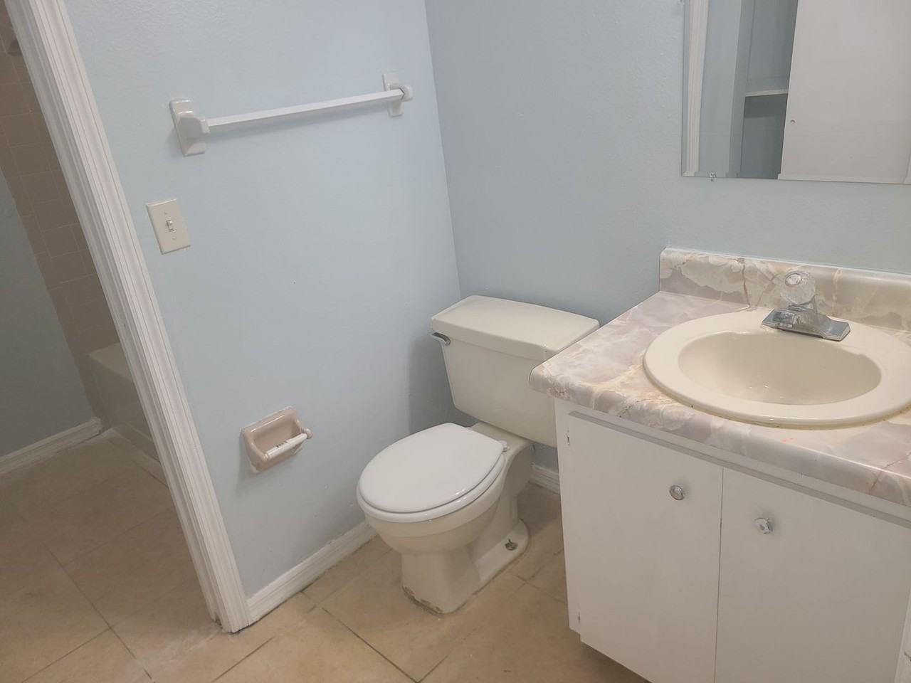 44 S Calhoun Ave Apt B - Photo 7 of 8