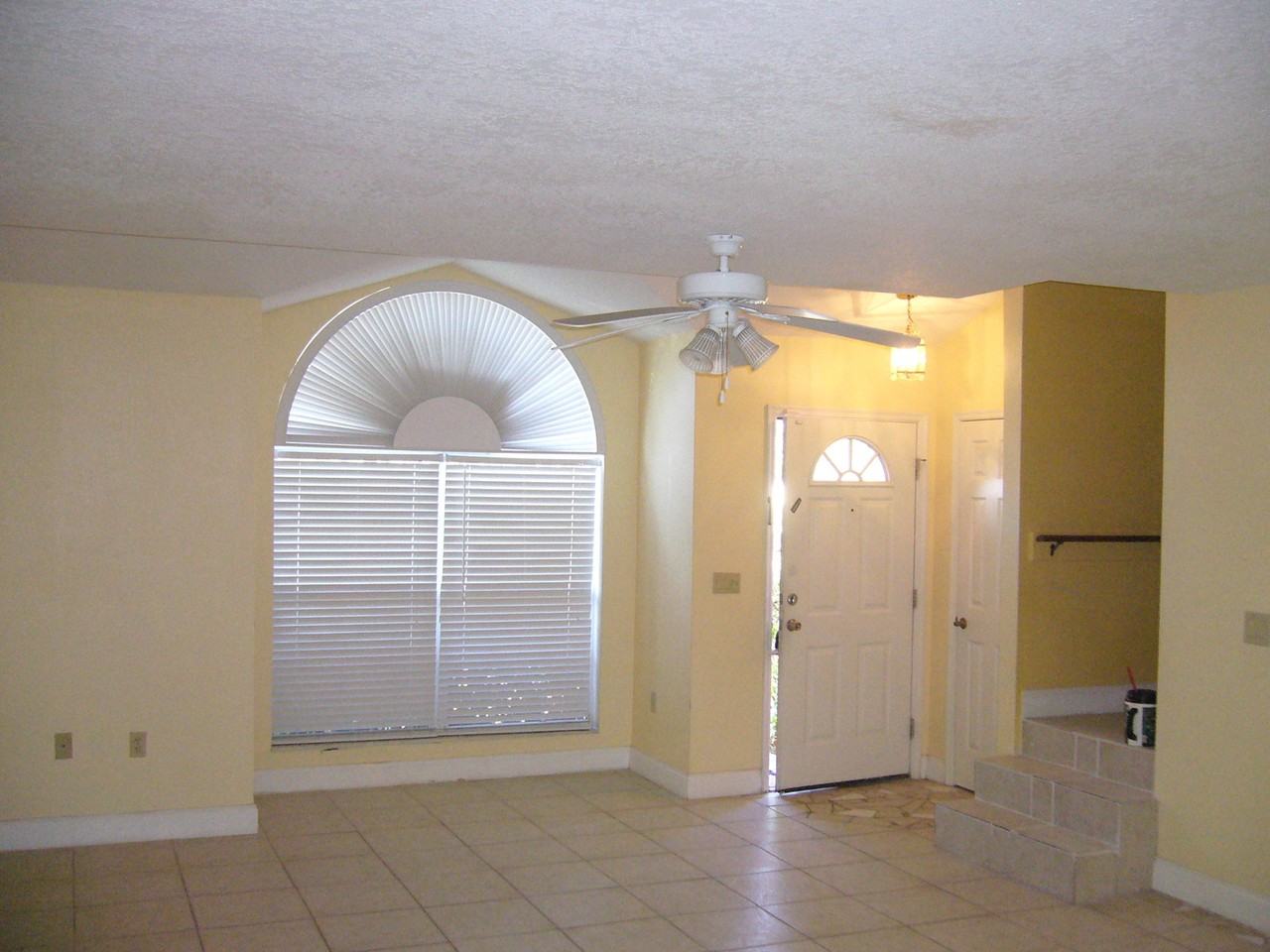 707 Florida Palms Ct - Photo 2 of 7