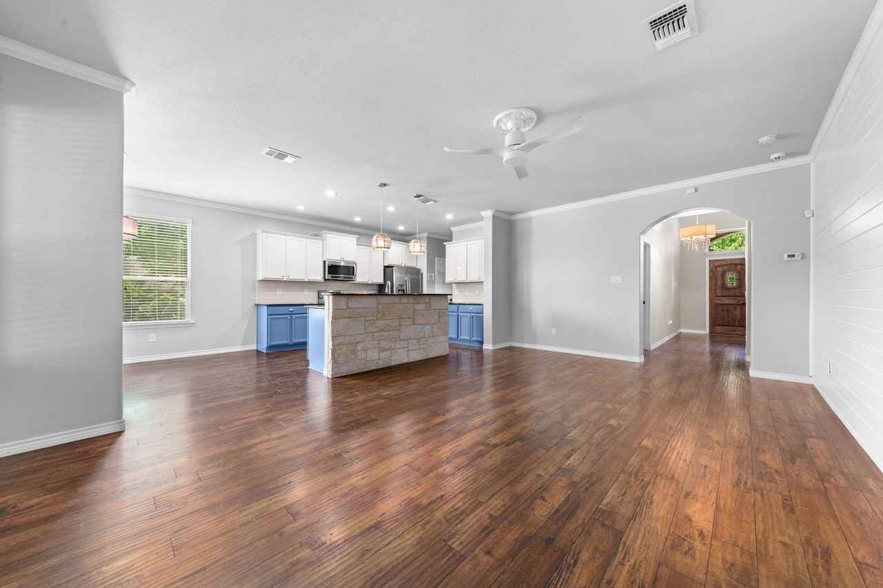 5705 Fenton Ln #1 - Photo 3 of 37