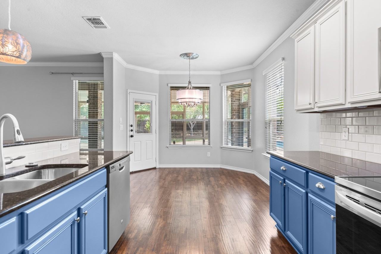 5705 Fenton Ln #1 - Photo 6 of 37