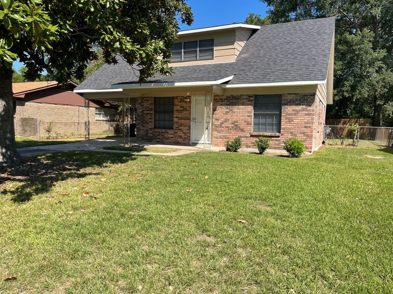 530 Lynbrook Blvd - Photo 2 of 17