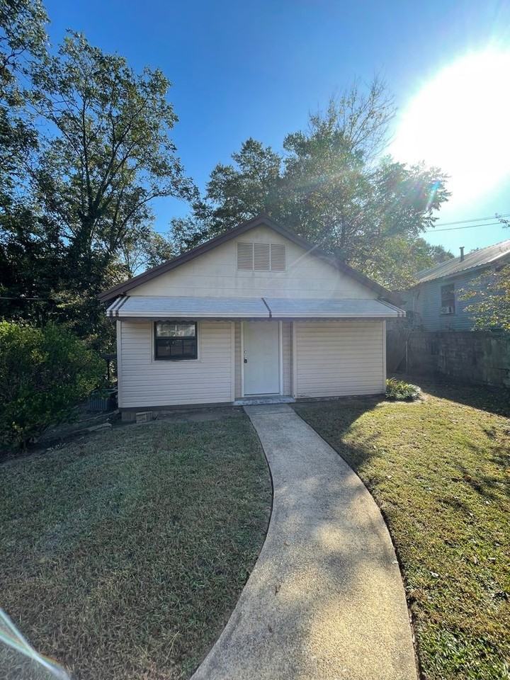 341 Central Ave - Photo 2 of 9