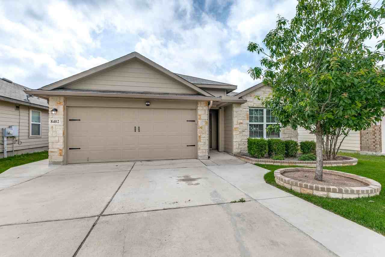 8402 Hudson Holw - Photo 2 of 25