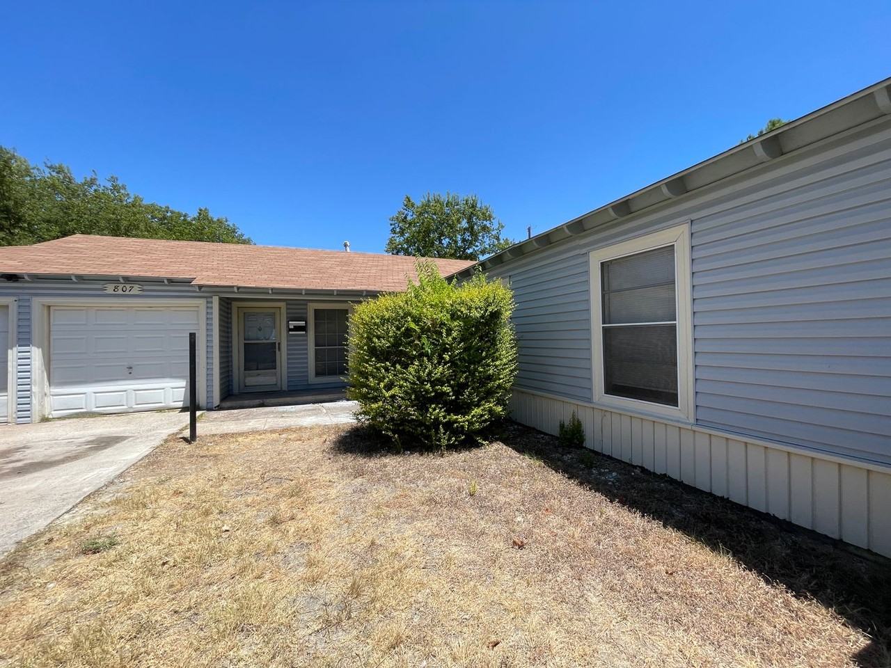 807 W Dean Ave - Photo 2 of 19