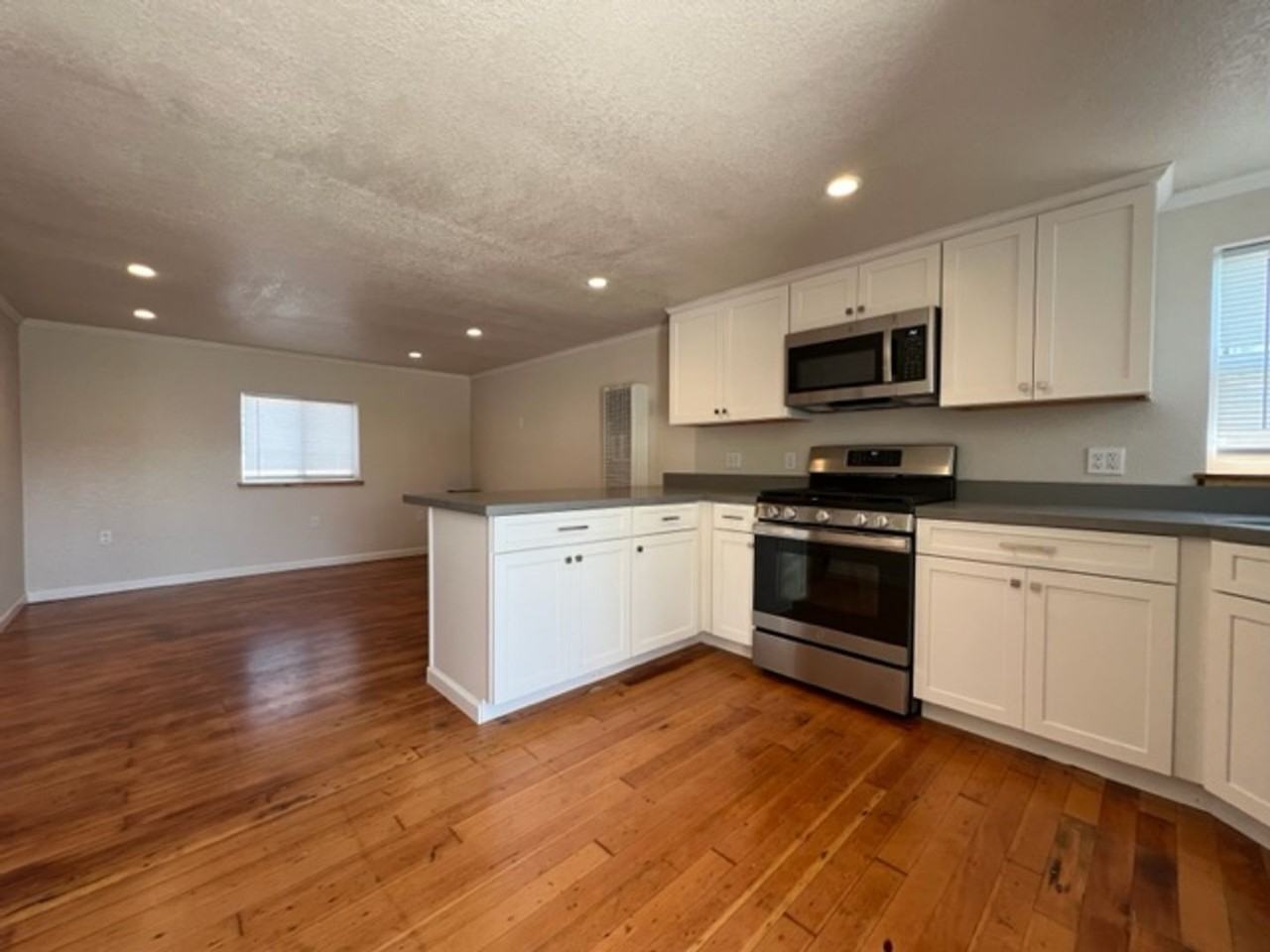 1229 West Ave - Photo 7 of 22