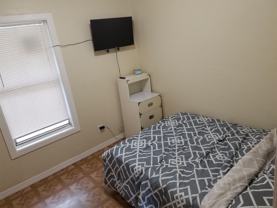 549 San Bernardino StUpstairs RM - Photo 1 of 1