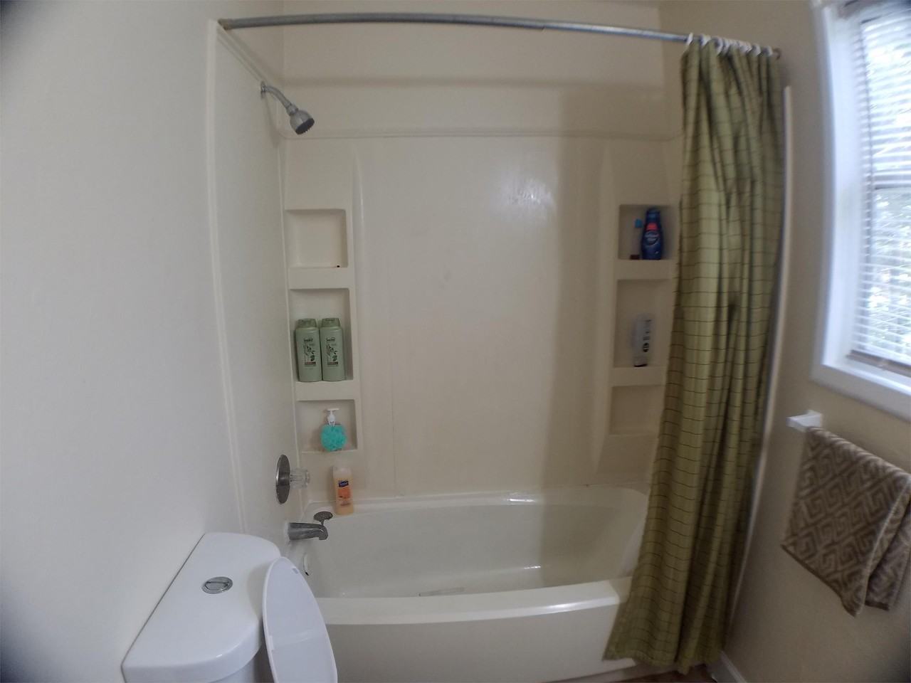 549 San Bernardino StUpstairs RM - Photo 7 of 11