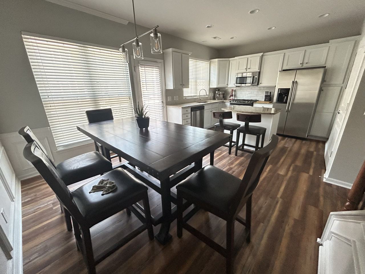 1070 Drayton Ct #NA - Photo 6 of 40