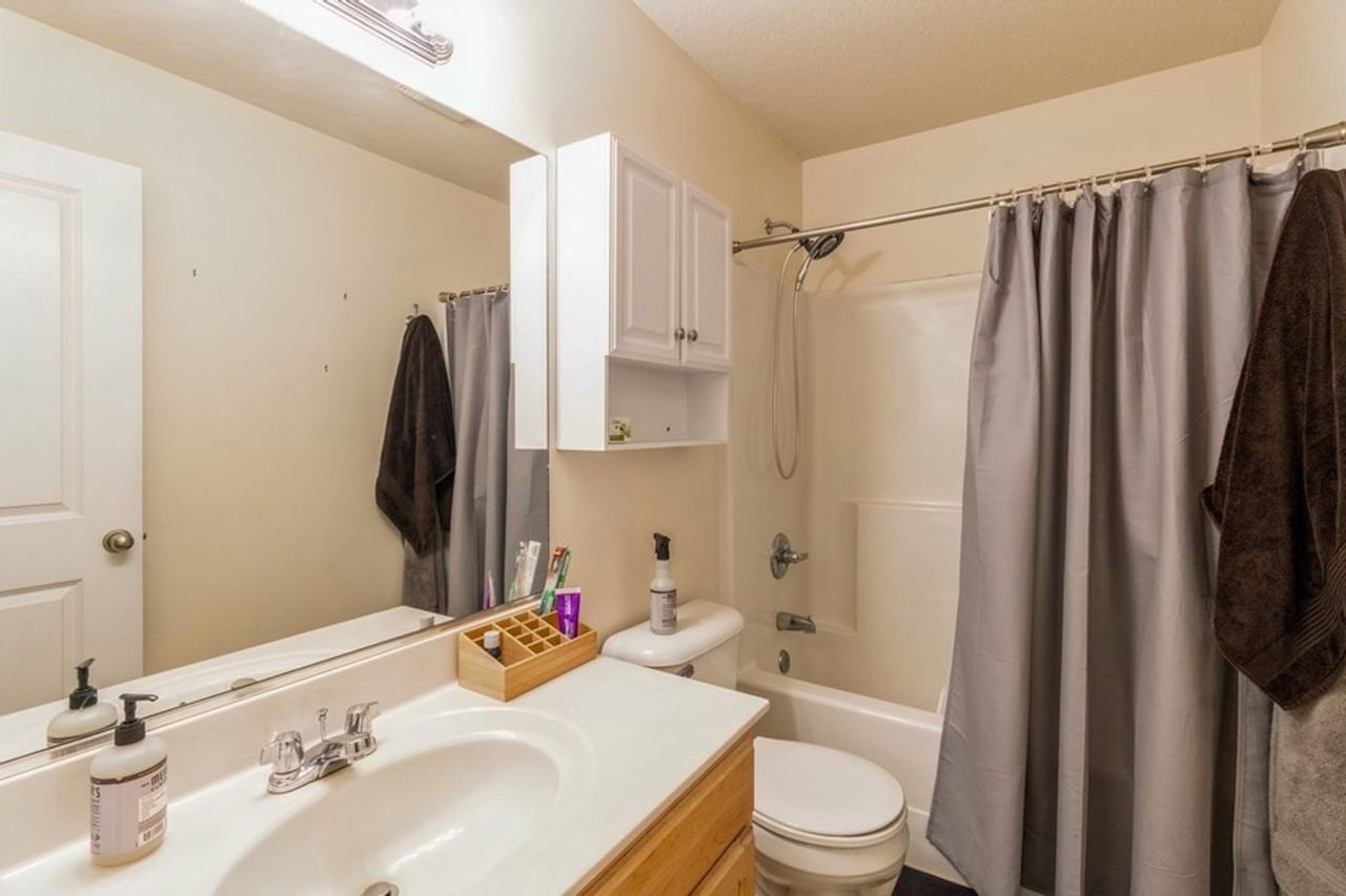 1631 Sw White Birch Cir - Photo 7 of 12